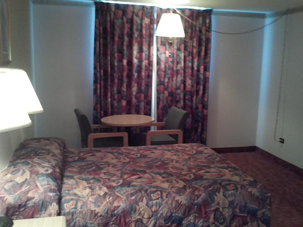 Empire Inn Brandon Luaran gambar